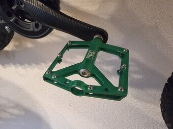 Pedale M-Wave platform