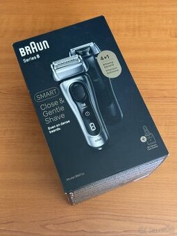 Holiaci Strojček Braun series 8