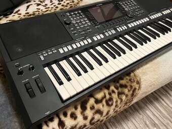 Predám yamaha s775