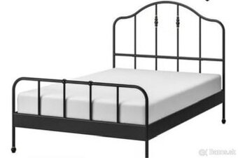 IKEA SAGSTUA posteľ aj s matracom a lamelovým roštom