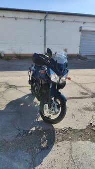 Suzuki V-Strom 650, 2004