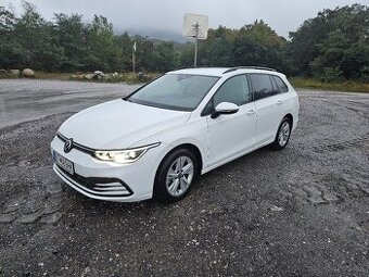Volkswagen Golf 8 Variant 2022 1.5 TGI 96kw v záruke