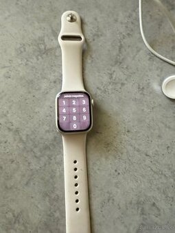 Apple Watch Series 8 - 1