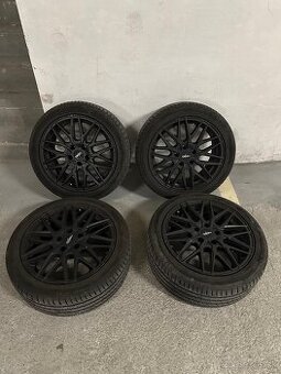 225/45 R17