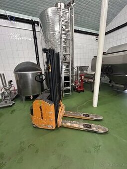 Ručne vedený el.vysokozdvižný vozík