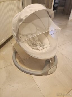 Hojdacie kresielko ako nové