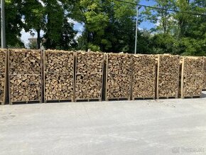Palivové drevo BUK, DUB SKLADOM OBEC PATA