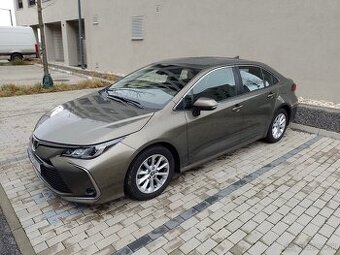 TOYOTA COROLLA 1.5 benzin 2022 naj.63tis.km ODPOCET DPH - 1