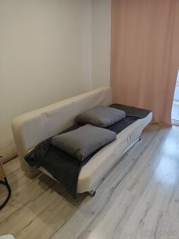 Darujem rozkladací gauč za odvoz