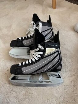 Predám hokejové korčule CCM