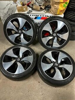 4ks alu disky 5x112 R20
