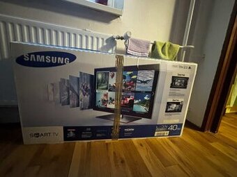 Samsung Smart TV 40"