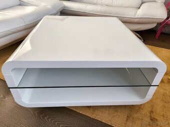 Predám konferenčný stolík 80x80cm