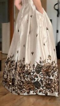 spoločenské šaty M/L