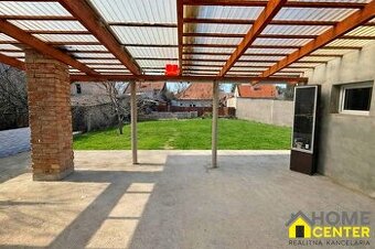 NA PREDAJ 4 IZBOVÝ DOM V POKOJNEJ ČASTI MESTA KOMÁRNO