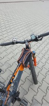 Decky horský bicykel Cube reaction 24