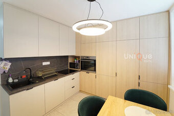 NA PRENÁJOM NADŠTANDARDNÝ 1 IZBOVÝ BYT V KOMÁRNE NA SEDMIČKE