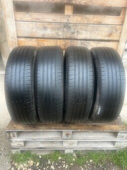 Continental 205/70/16”-97H