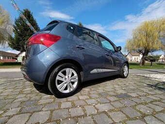 Kia Venga 1.4CRDI M6 16V My WORLD edícia. Rodinné auto.