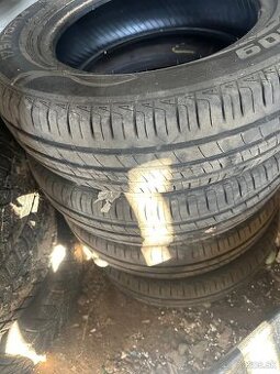 Predám pneumatiky s diskami  175/70 R14 letné