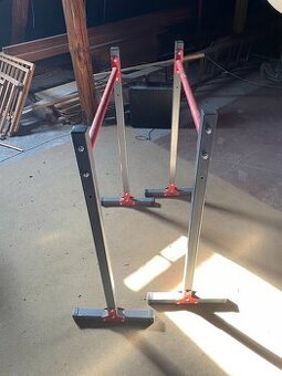 bradlá / dip bars