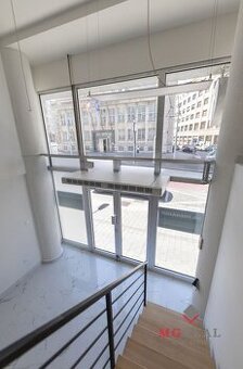 Obchodný priestor LUXOR 97m2, Štúrova ul., Staré Mesto