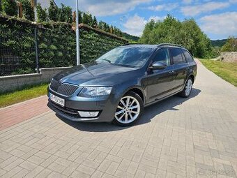 ŠKODA OCTAVIA COMBI III 2.0 TDI DSG STYLE