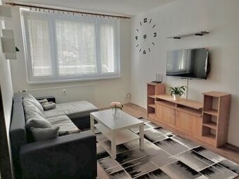 Prenajmem 1,5 izb.byt, kompletne zariadený, k 01.08.25
