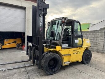 VZV Hyundai 8000 kg.