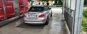 BMW 120I Cabrio e87