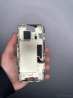 Zadný housing - iPhone 15
