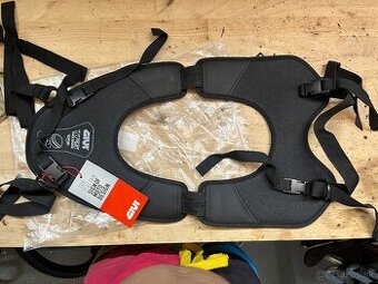 Givi T460B - montaz na tankvak