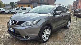 NISSAN QASHQAI 1.2 BENZ