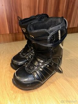 Stuf Topanky na snowboard