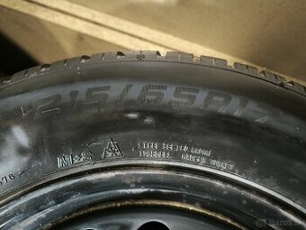 Predám zimné pneumatiky 215/65 R17