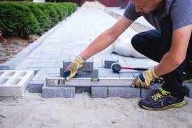 ZAMKOVE DLAZBY PRACA NEMECKO