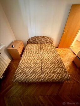 Manželská posteľ 160 x 200 s uložným priestorom