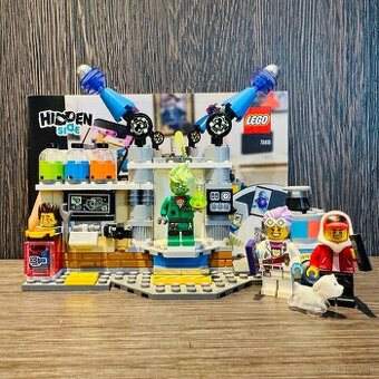 LEGO Hidden Side 70418 – Laboratórium plné duchov