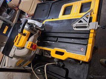 Dewalt d36000 portalova pila