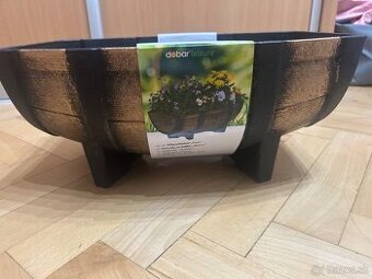 Črepníkoch súd úplne nový