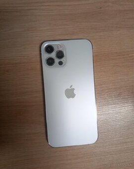 Predám iPhone 12 pro