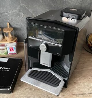 Siemens EQ.9 S300 prémiový plnoautomatický kávovar