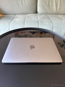 MacBook Air 2020, i3, 8GB RAM, 256GB