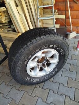 Elektróny záťažové na Mitsubishi Pajero