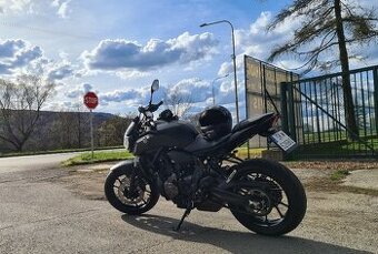 Yamaha MT07
