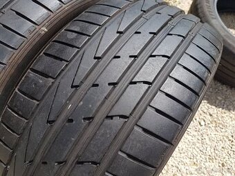 225/40 r18 letné pneumatiky 2ks Hankook
