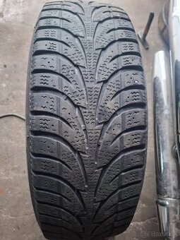 Zimné 215/70r16