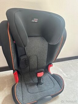 Autosedačka Britax Römer Kidfix 2 S