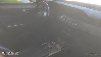 Mercedes Benz E