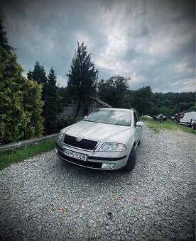 Skoda a5 1.9 tdi ( Dime motor )
